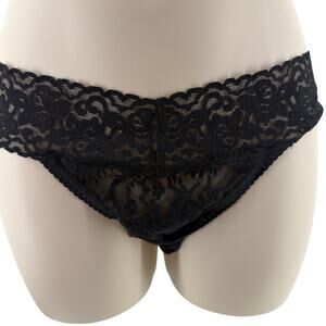 Nordstrom Black Floral Lace Felina Delectables Thong Panty L/XL N2122S2